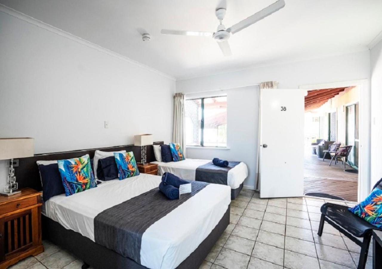 Kimberley Croc Motel Kununurra Buitenkant foto